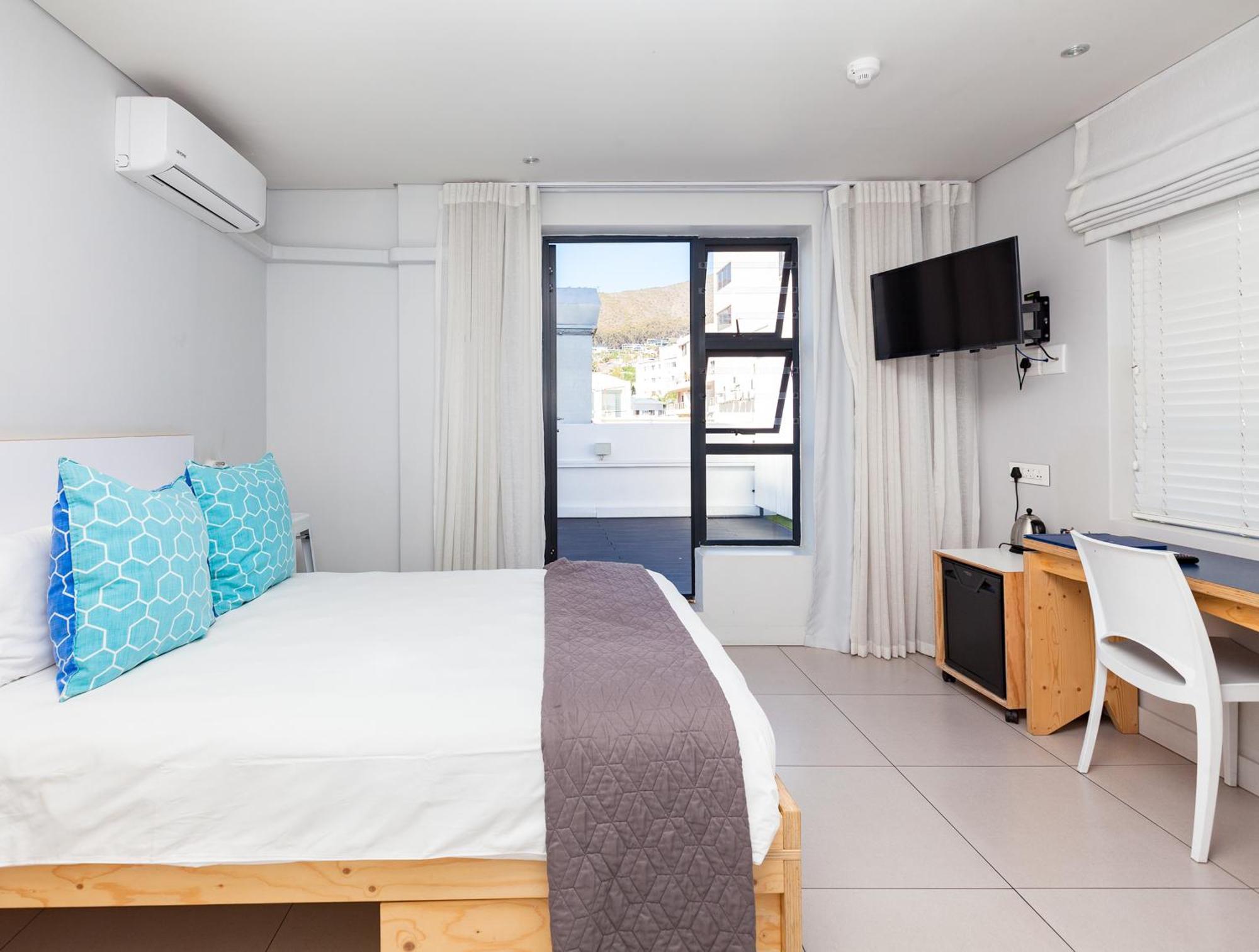 Mojo Hotel & Market Cape Town Room photo